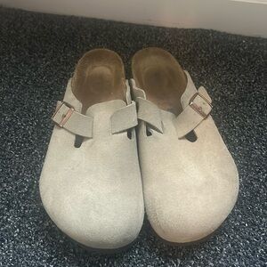 Boston Soft Footbed Suede Leather